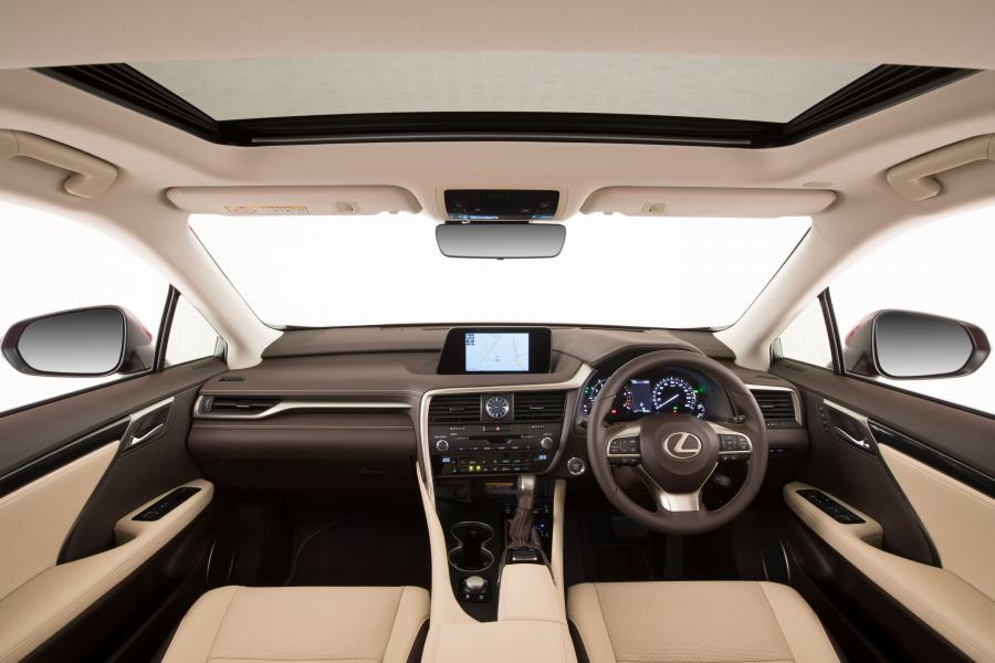 Торпедо Lexus RX350L 2018 года  (AU) (фото 2 из 17)